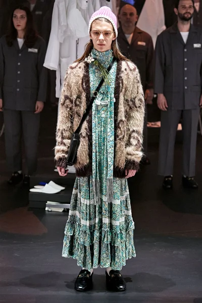 Look 45